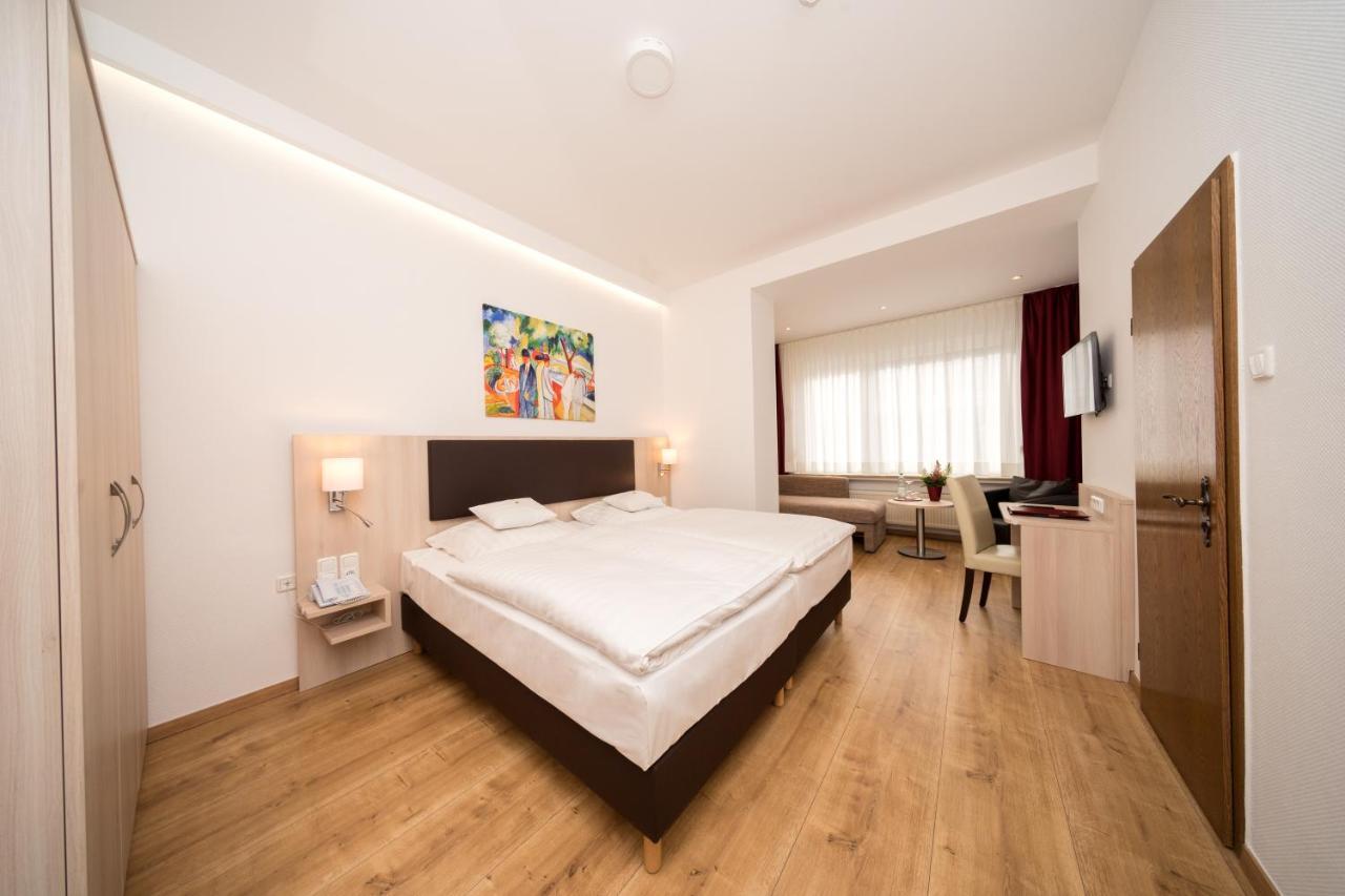 Parkhotel Pyrmont บัดเพอร์ทอนท์ ภายนอก รูปภาพ