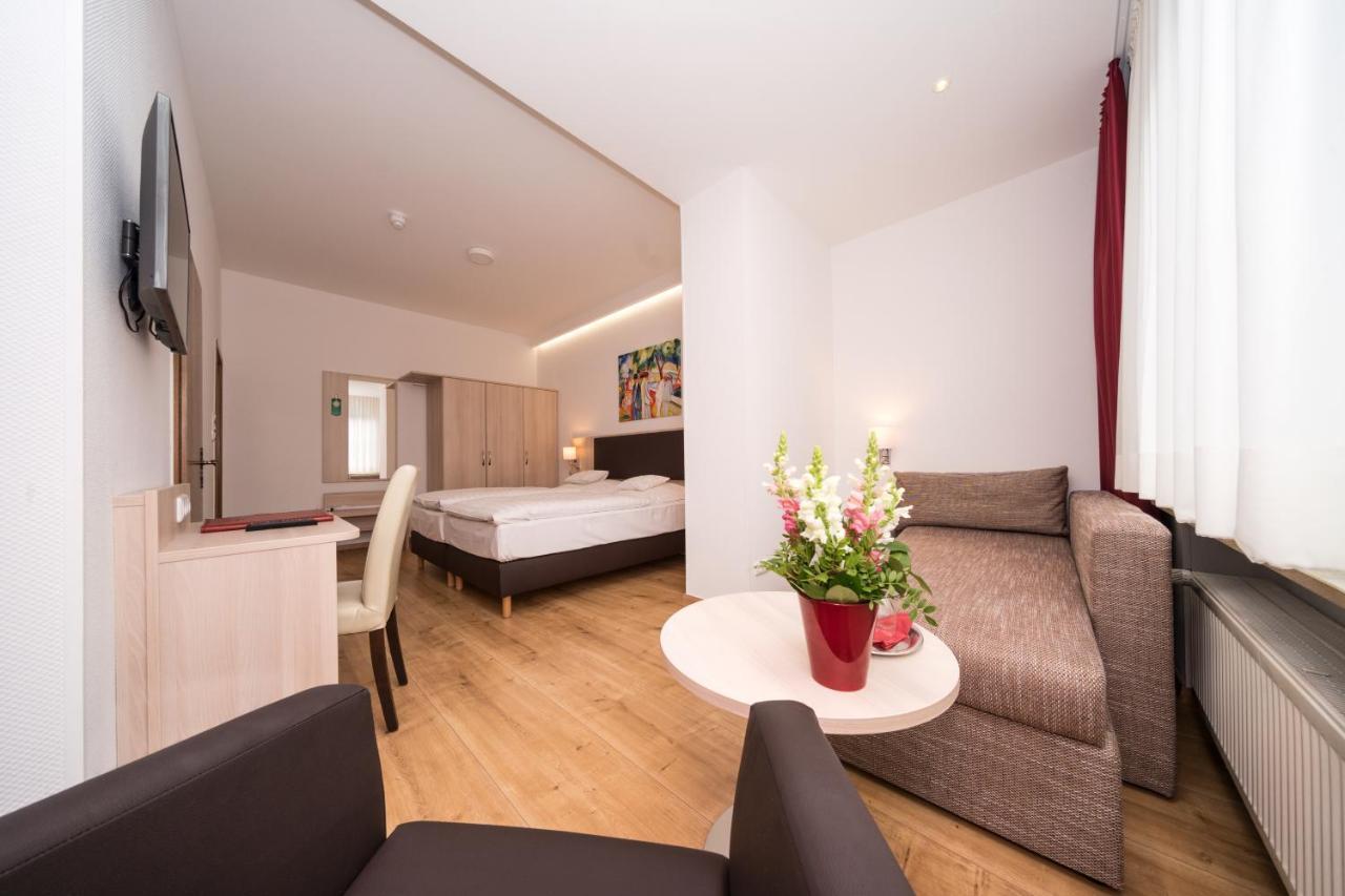 Parkhotel Pyrmont บัดเพอร์ทอนท์ ภายนอก รูปภาพ